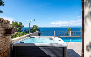 Lovely Home In Prigradica With Jacuzzi